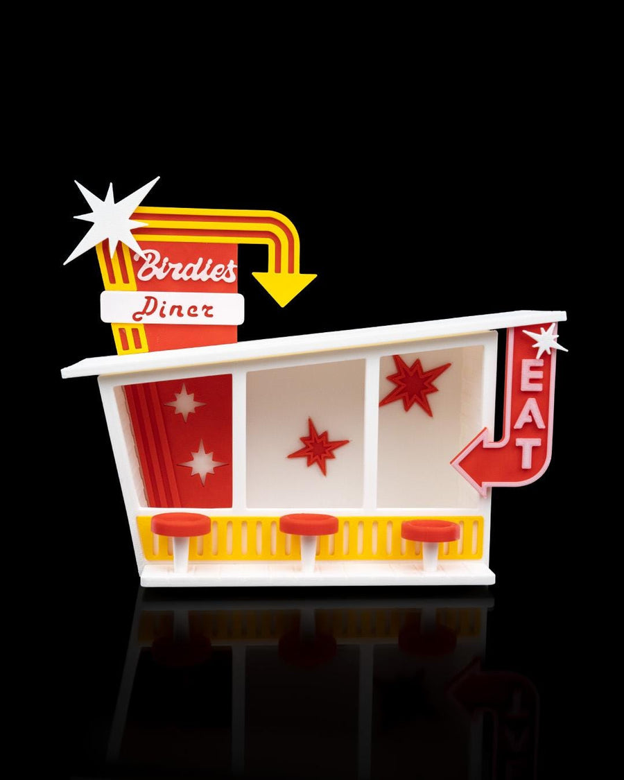 Birdies Diner Bird Feeder – Retro Birdhouse Café for Backyard & Garden Decor